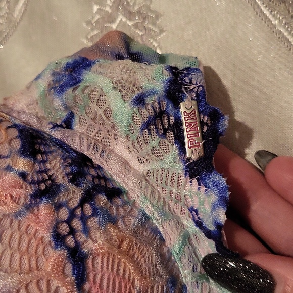 Victoria's Secret PINK Bra - Picture 4 of 9